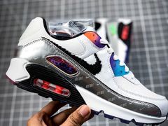 -NIKE品牌体验店(南京东路店)