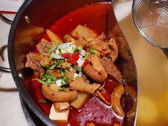 -左庭右院鲜牛肉火锅(浦江欢乐颂店)