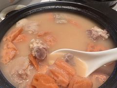 -景月阁空中食府(希尔顿酒店)
