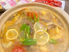 -聚汇三少·龙虾·中餐厅(莫邪路新天地店)