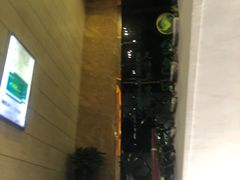 -金色印象·4K影院式足体养生(杨家坪西郊店)
