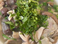 -岳记羊肠馆(陵园小区店)