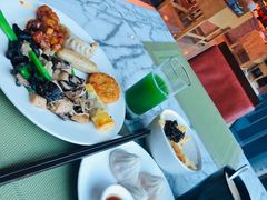 -上海龙之梦万丽酒店