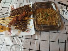 -顶峰夜宴·龙虾烧烤大排档(九江学院店)