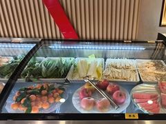 -嘎琉鲜切牛肉自助火锅