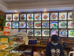 -万和春排骨砂锅米饭(湖北路店)