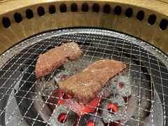 -山川小町·极番烧肉(新地假日广场店)