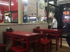 大堂-陕味食族油泼面·小炒盖码面(双榆树店)