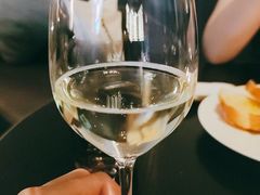-wineapp葡萄酒餐吧(外滩金融中心店)