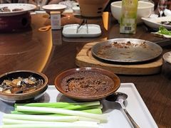 -乔家小院•非遗驴肉•本地小海鲜(滨河路店)