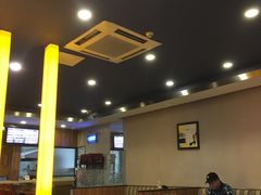 大堂-尊宝比萨(较场口店)