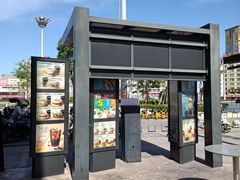 门面-麦当劳(得来速店)