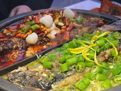 -鸣记脆皮烤鱼·海鲜烤鱼(三八广场店)