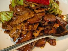 牛肝菌小炒肉-粤界(望京金辉店)