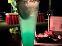 -亚龙湾喜来登·美景台大堂吧