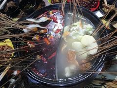 -椒点传统串串香
