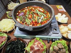 -黔有有贵州酸汤夺夺粉火锅(五味十字店)