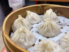 -莱莱小笼·乔艾