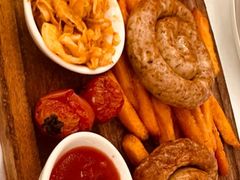 莫斯科风格烤肠配酸菜-莫斯科餐厅