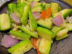 -品香菜馆(旗峰路中侨大厦店)