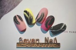 -Seven Nail七姑娘の美甲店