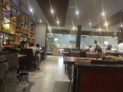 大堂-韩大地海鲜自助烧烤城(黄兴路步行街店)