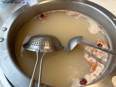 -马家斑.鲜鱼火锅(松湖万科店)