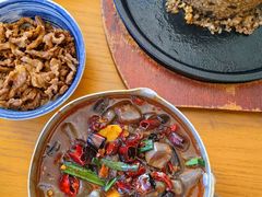 -包整·丝娃娃(一览甲秀楼风景店)