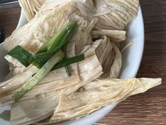 葱油山水腐竹-八道本地特色菜馆(大鹏古城店)
