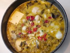 老坛酸菜黑鱼-荷塘秋月·本帮江浙菜(国权路店)