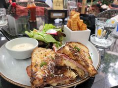 -Fern Forest Cafe