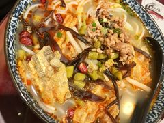 七爺螺螄粉-螺世纪螺蛳粉·桂味小排档(裕德店)