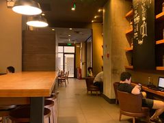 大堂-星巴克(北京复兴路店)