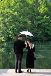 -唯一旅拍·颂当代影像艺术中心(上城店)