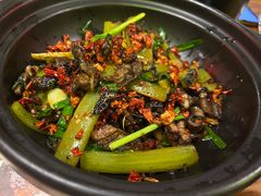 黄焖鳝鱼煲-甲王二老长沙口味馆