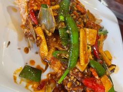 -Dang restaurant (patong phuket)