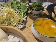 -锅里锅外地锅鸡