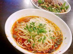 小面-重庆小面·抄手(解放碑好吃街店)