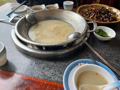 -老来福·非遗酸汤兔(凯旋路店)