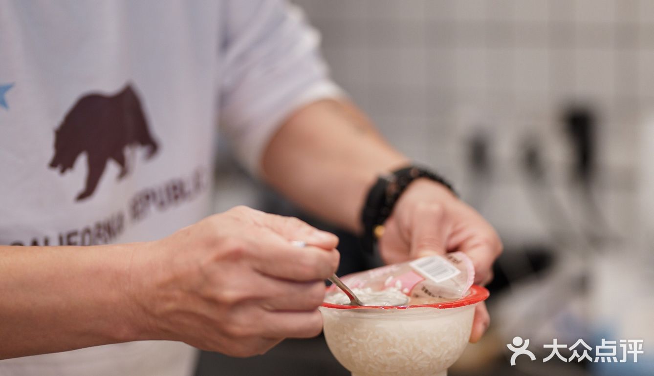 「桂酿与秋梨。是秋天到啦。」