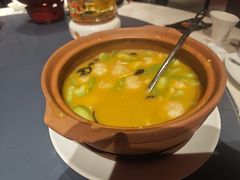 -丽华园·武汉地标楚菜餐厅(青山江滩店)