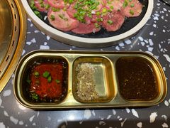 -黑牛の場烤肉(摩天活力城店)
