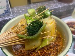 -小董哥烤串·爆汁大油边(故宫店)