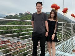 -客天下恐龙水晶玻璃桥