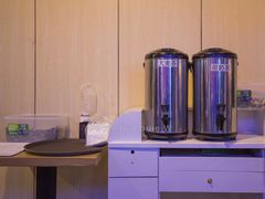 门面-三个蒙古大叔羊肉串(大宁店)