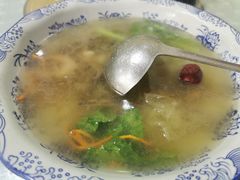 -天天向上素食餐厅(五台山店)