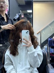 -藤野造型专业烫染接发