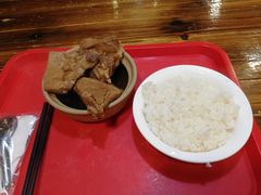 -万和春排骨砂锅米饭(湖北路店)