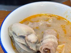 -老何家后安粉·糟粕醋海鲜火锅(三亚湾椰梦长廊店)