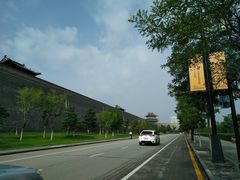 -城墙带状公园-大同古城墙广场停车场